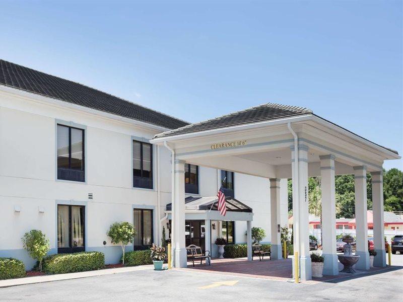 Baymont By Wyndham Savannah/Garden City Port Wentworth Εξωτερικό φωτογραφία