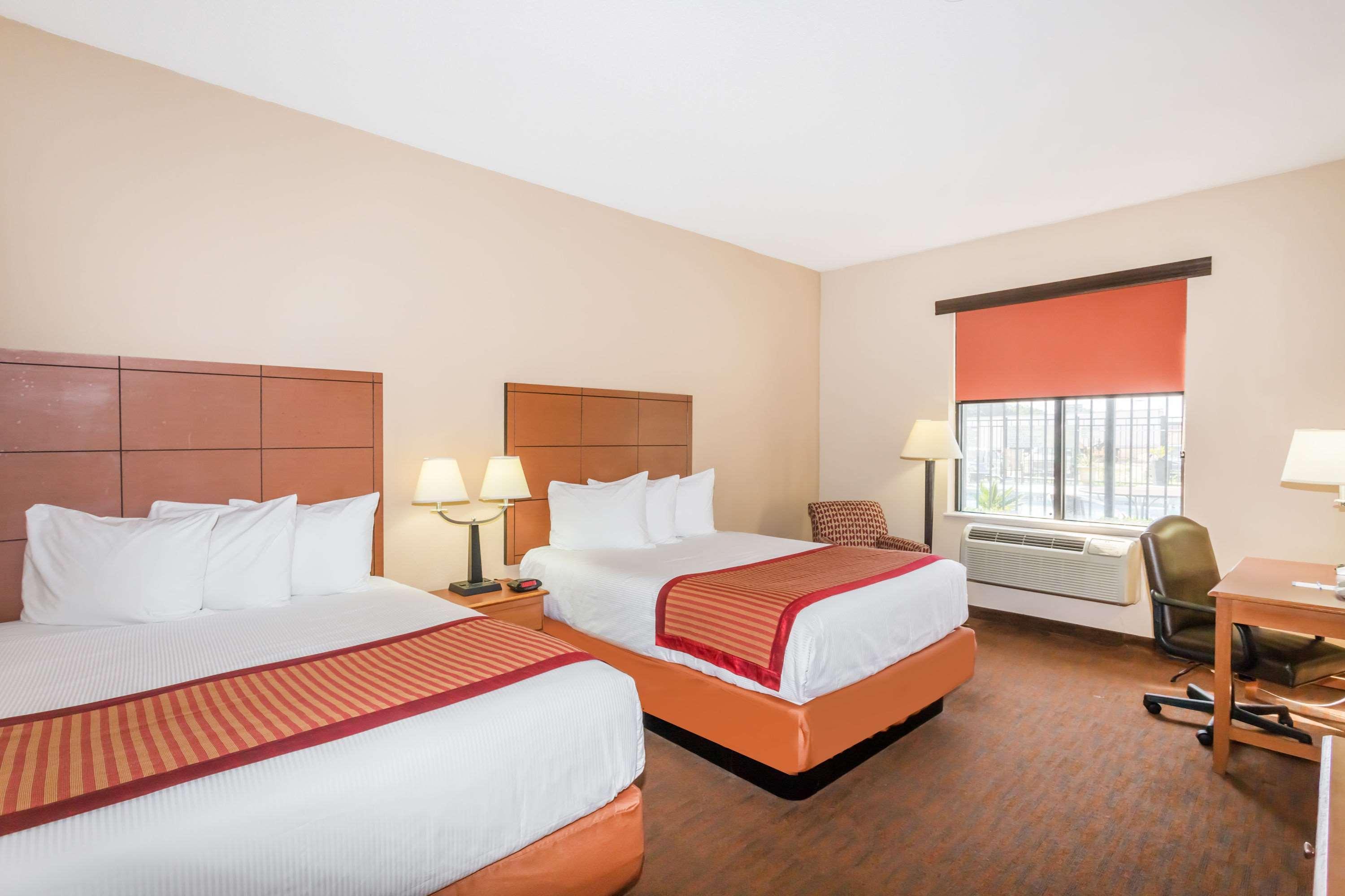 Baymont By Wyndham Savannah/Garden City Port Wentworth Εξωτερικό φωτογραφία